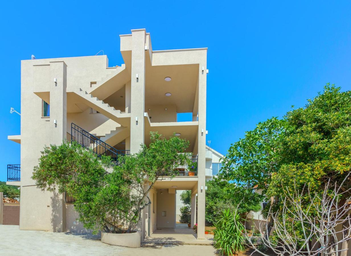 Villa" Arijana 2" Слатине Екстериор снимка