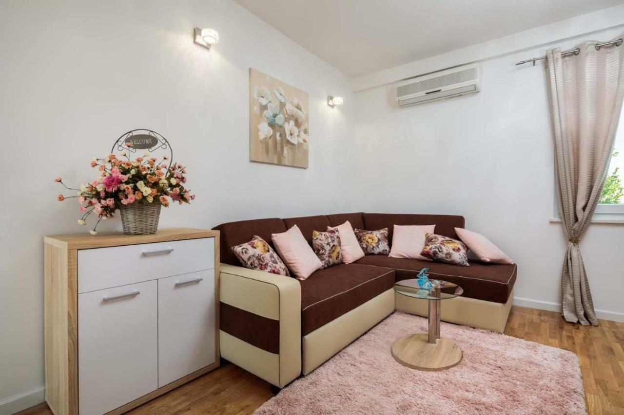 Villa" Arijana 2" Слатине Екстериор снимка
